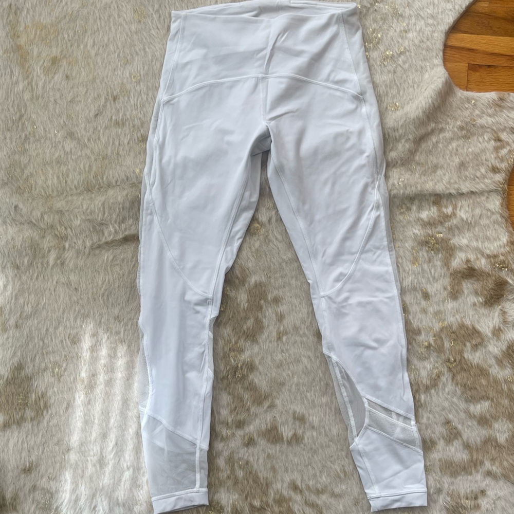 Lululemon White High-Waisted Leggings
